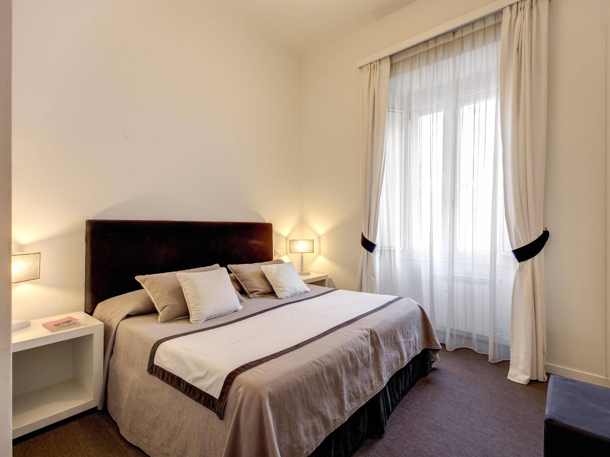 Residenza Bourbon Hotell Roma Eksteriør bilde